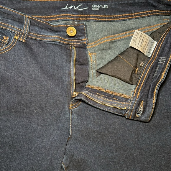 INC International Concepts Curvy Fit Skinny Leg Cropped Denim Jean Size 12 - Picture 7 of 10